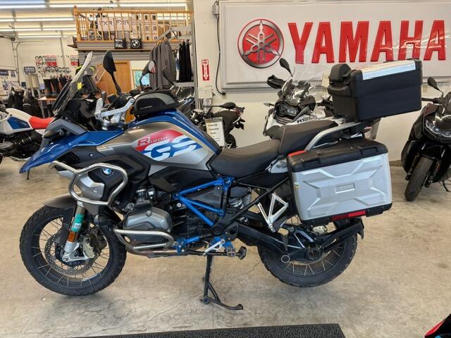 2018 BMW Motorrad R 1200 GS Lupin Blue / Light Grey Metallic