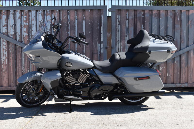 2026 Harley-Davidson® Road Glide Limited FLTRXL