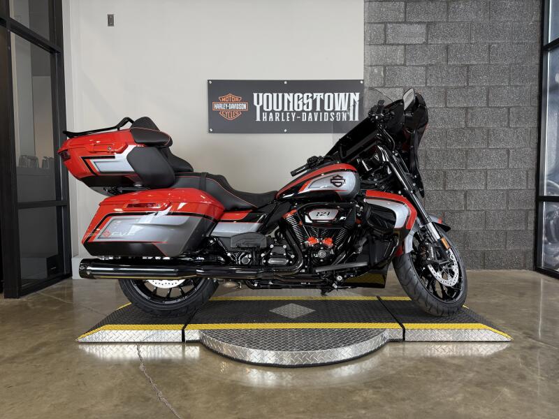 2026 Harley-Davidson® CVO Street Glide Limited FLHXLSE