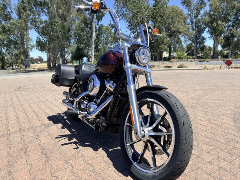 FXLR 2019 Low Rider®