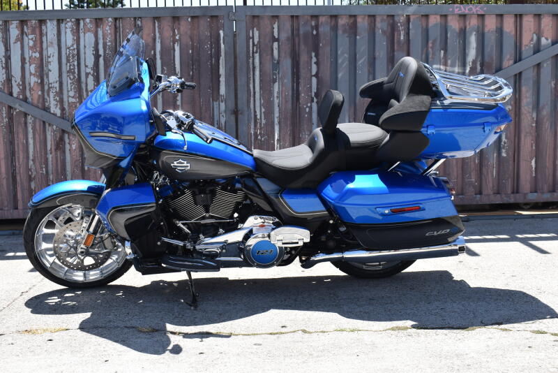 2026 Harley-Davidson® CVO Street Glide Limited FLHXLSE