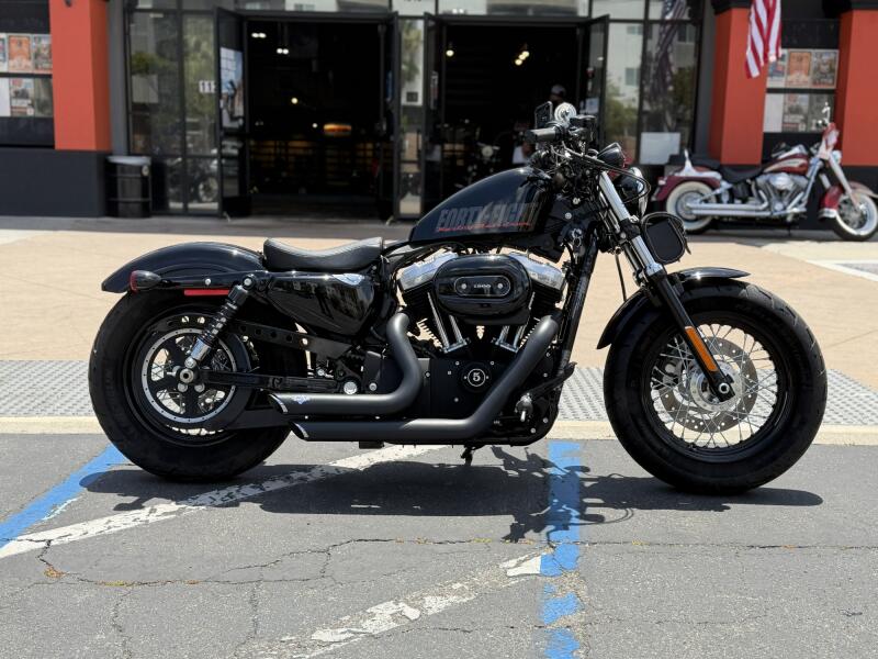 2013 Harley-Davidson® 1200 Custom Vivid Black Black Trim