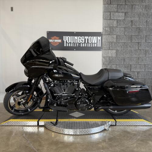 2026 Harley-Davidson® Street Glide® FLHX thumb 0