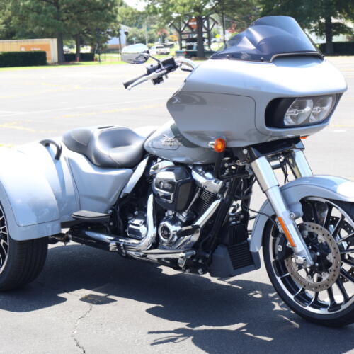 2024 Harley-Davidson® Road Glide® 3 Billiard Gray thumb 2