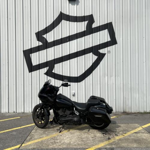 2024 Harley-Davidson® Low Rider® ST Vivid Black thumb 2