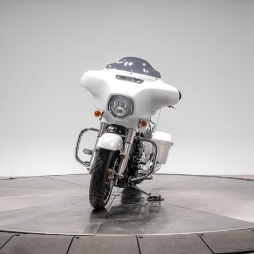 2017 HARLEY-DAVIDSON FLHXS STREET GLIDE SPECIAL in Crushed Ice Pearl thumb 1
