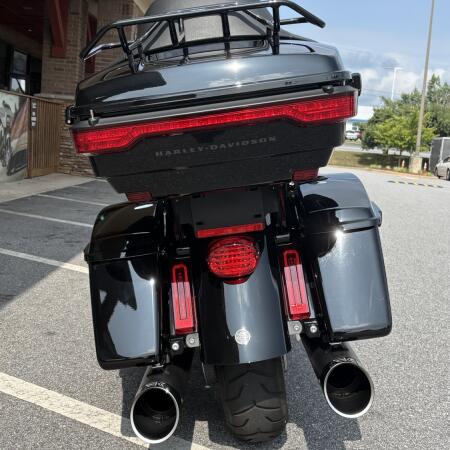 2022 Ultra Limited Apex Black Trim thumb 1