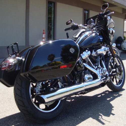 2026 Harley-Davidson® Low Rider® ST Vivid Black Chrome Trim thumb 0