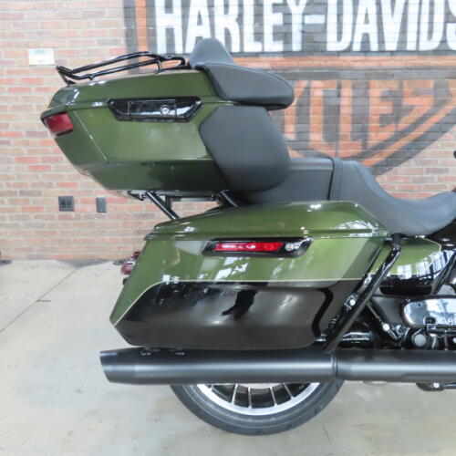 2026 Harley-Davidson® Street Glide Limited FLHXL thumb 1