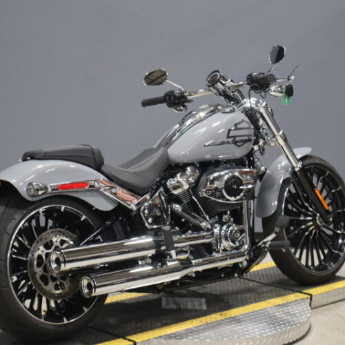 2026 Harley-Davidson® Breakout™ FXBR thumb 1