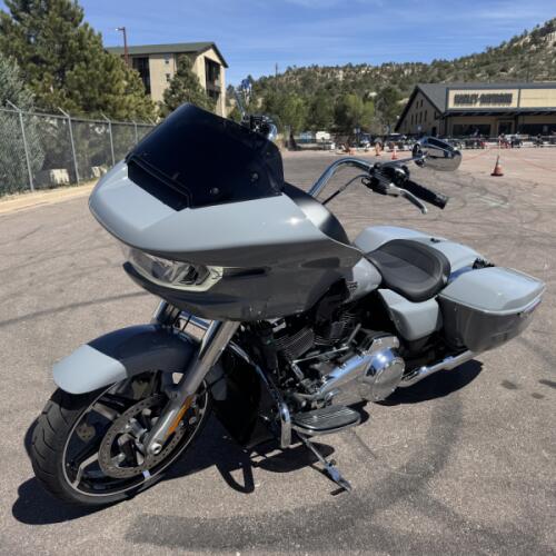 2026 Harley-Davidson® Road Glide® thumb 1