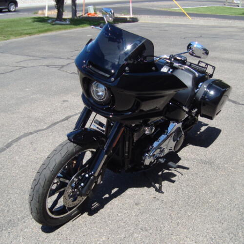 2026 Harley-Davidson® Low Rider® ST Vivid Black Chrome Trim thumb 2