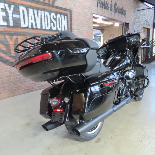 2026 Harley-Davidson® Street Glide Limited FLHXL thumb 0