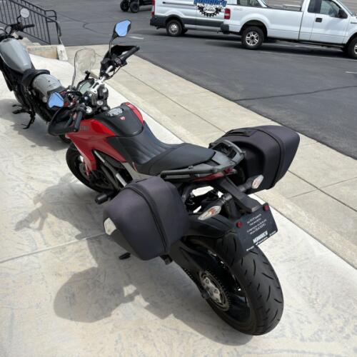 2015 Ducati Hyperstrada HYS821 thumb 2