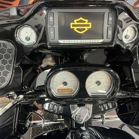 FLTRXS 2015 Road Glide® Special thumb 0
