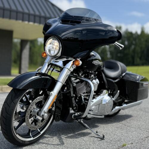 FLHX 2023 Street Glide® thumb 0