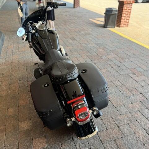 2026 Harley-Davidson Heritage Classic FLHC thumb 1