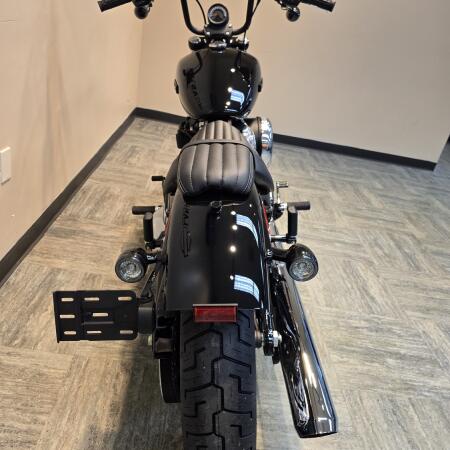 2026 Harley-Davidson® Street Bob® Vivid Black Chrome Laced Wheels FXBB thumb 2