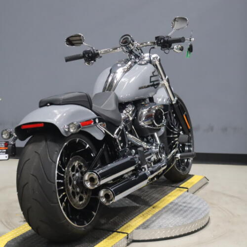 2026 Harley-Davidson® Breakout™ FXBR thumb 0