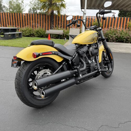 2023 Harley-Davidson® Street Bob® 114 FXBBS thumb 2