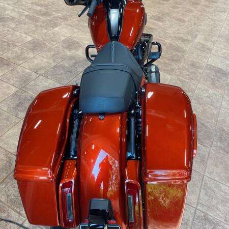 2025 Harley-Davidson® Street Glide™ thumb 1