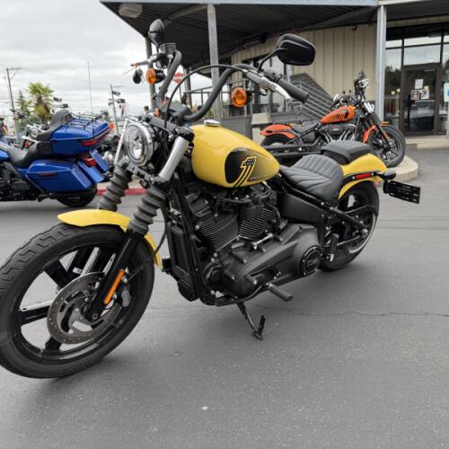 2023 Harley-Davidson® Street Bob® 114 FXBBS thumb 3