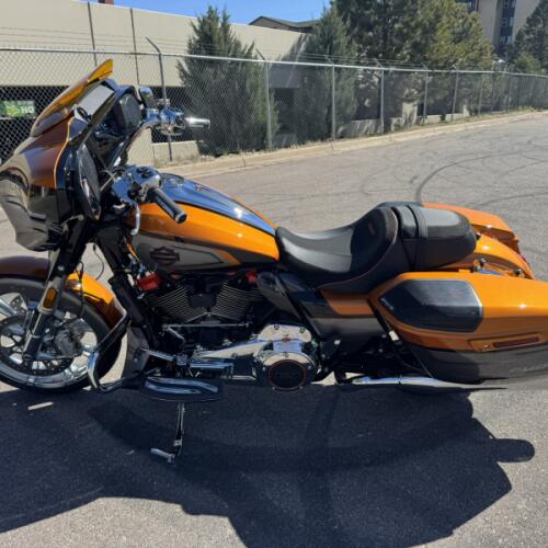 2026 Harley-Davidson® CVO Street Glide thumb 0