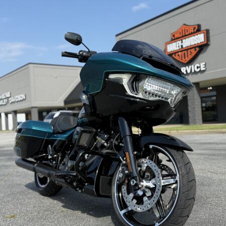 FLTRX 2026 Road Glide® thumb 3