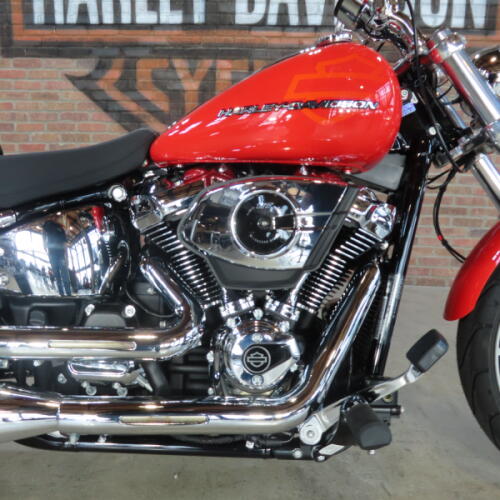 2026 Harley-Davidson® Breakout® FXBR thumb 2