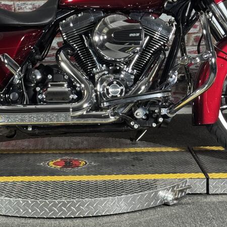 FLHXS 2014 Street Glide® Special thumb 2