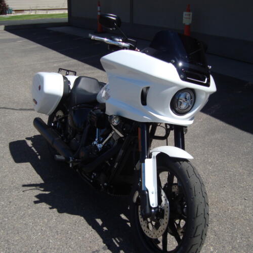 2026 Harley-Davidson® Low Rider® ST White Onyx Pearl Chrome Trim thumb 1