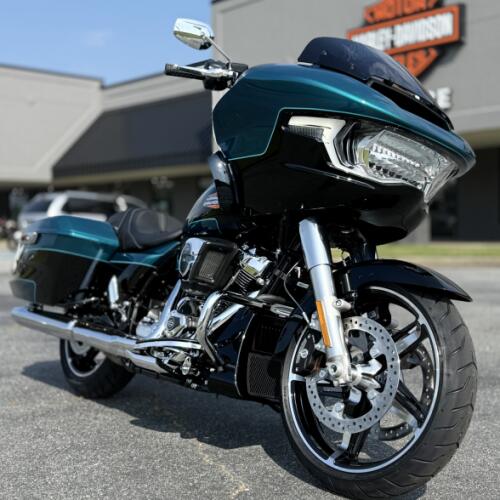 FLTRX 2026 Road Glide® thumb 3