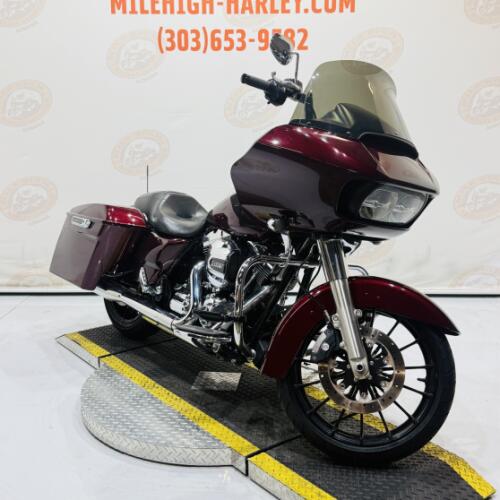 2015 Road Glide® FLTRX thumb 2