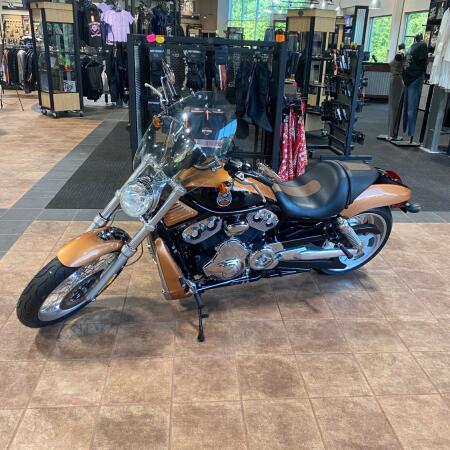 2008 Harley-Davidson® V-Rod® thumb 3