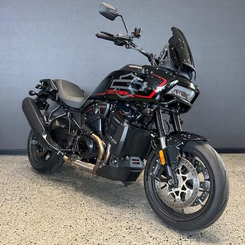 【中古車情報】2025YM RA1250ST VIVID BLACK (管理番号：309983) thumb 3
