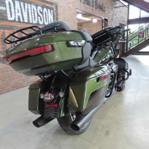 2026 Harley-Davidson® Street Glide Limited FLHXL thumb 0