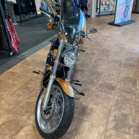 2008 Harley-Davidson® V-Rod® thumb 2