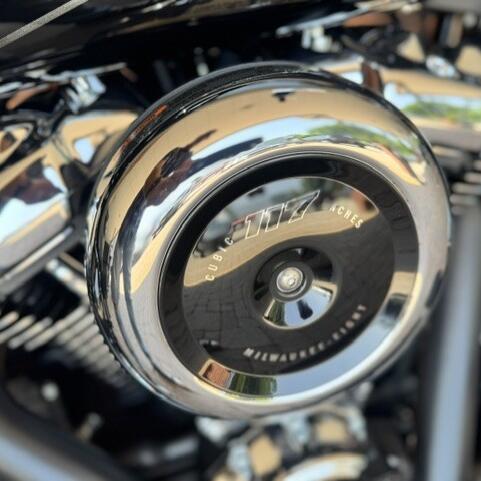 2026 Harley-Davidson Heritage Classic FLHC thumb 0