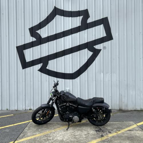 2017 Harley-Davidson® Iron 883™ Charcoal Denim thumb 2