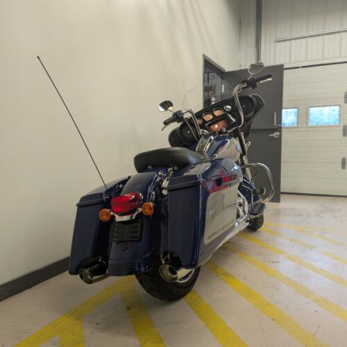2023 Harley-Davidson®  Street Glide™ Special - Bright Billiard Blue/Billiard Grey (Chrome Trim) thumb 1