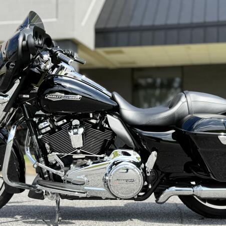 FLHX 2023 Street Glide® thumb 1
