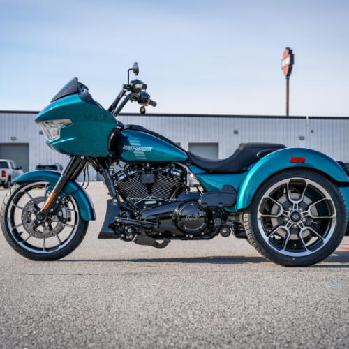 FLTRT 2026 Road Glide 3 thumb 0