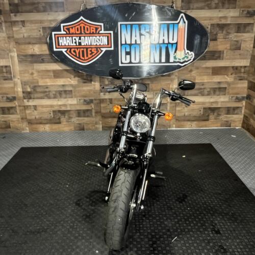 2013 Harley-Davidson® Forty-Eight® Vivid Black thumb 3