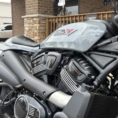 2026 Sportster S Dark Billiard Gray thumb 2