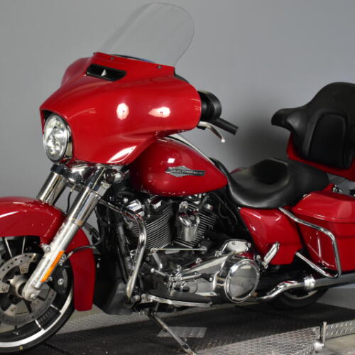 2021 Harley-Davidson® Street Glide® Billiard Red thumb 0