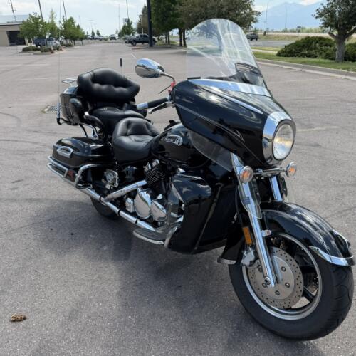 2012 Yamaha Royal Star Venture S thumb 3