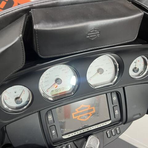 FLHX 2014 Street Glide® thumb 0