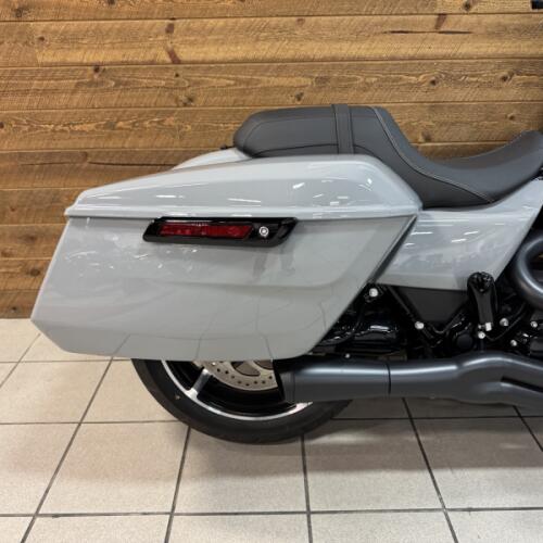 2025 Harley-Davidson® Street Glide® Billiard Gray - Black Finish FLHX thumb 0