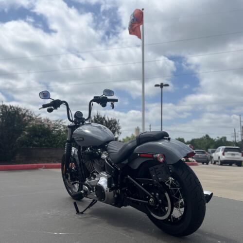2026 Harley-Davidson® Street Bob® DRK BILIARD GRY thumb 0
