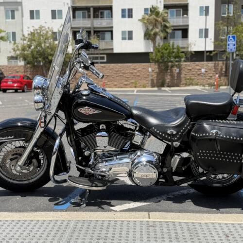 2015 Harley-Davidson® Heritage Softail® Classic Vivid Black thumb 1